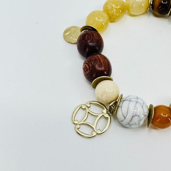 Chicos Bracelet Beaded Charm Key Coin Leaf Neutral Tones Stretchy Jewelry - Picture 2 of 8